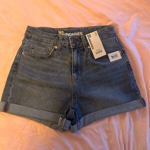 No Boundaries Women's Jean Shorts - Classic Blue